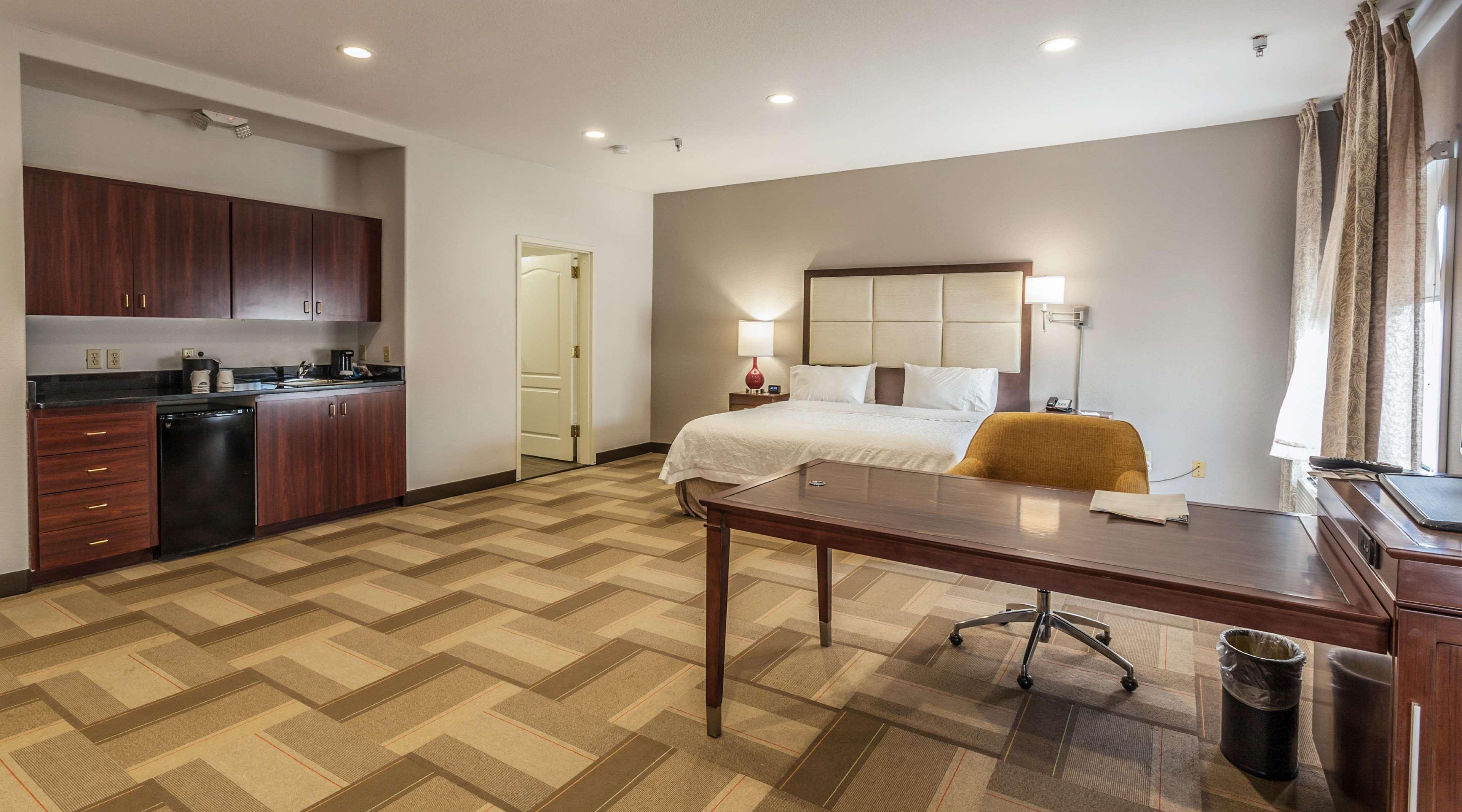 Hampton Inn Colorado Springs-Airport Екстер'єр фото