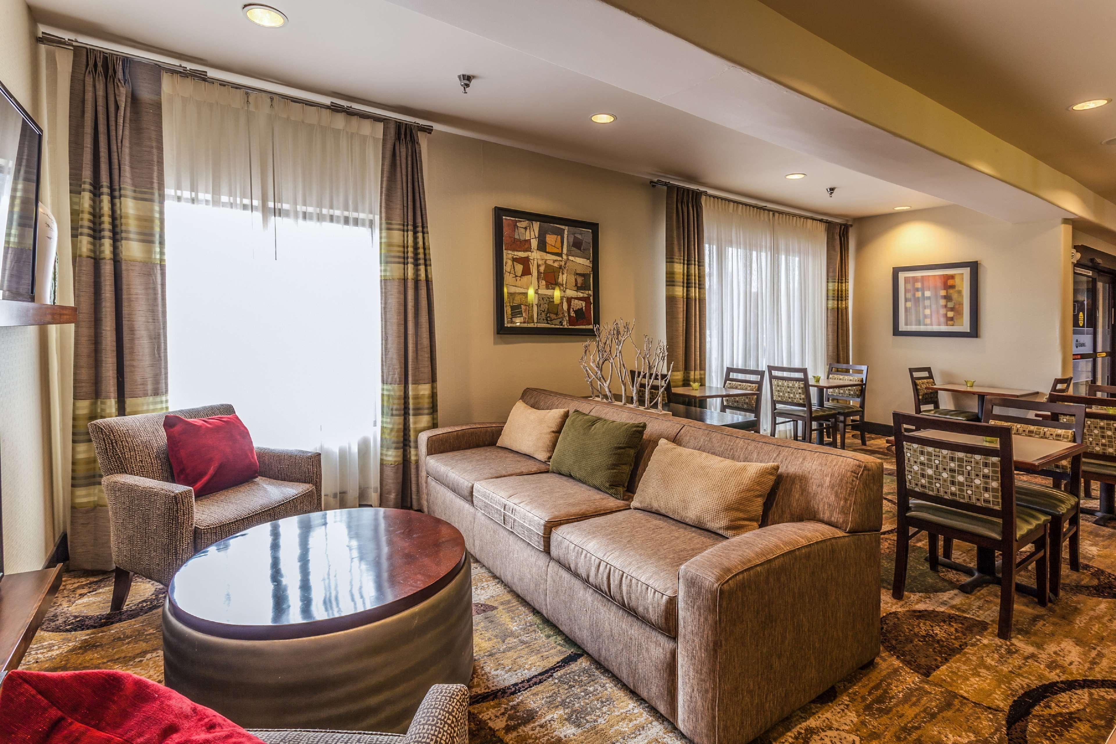 Hampton Inn Colorado Springs-Airport Екстер'єр фото