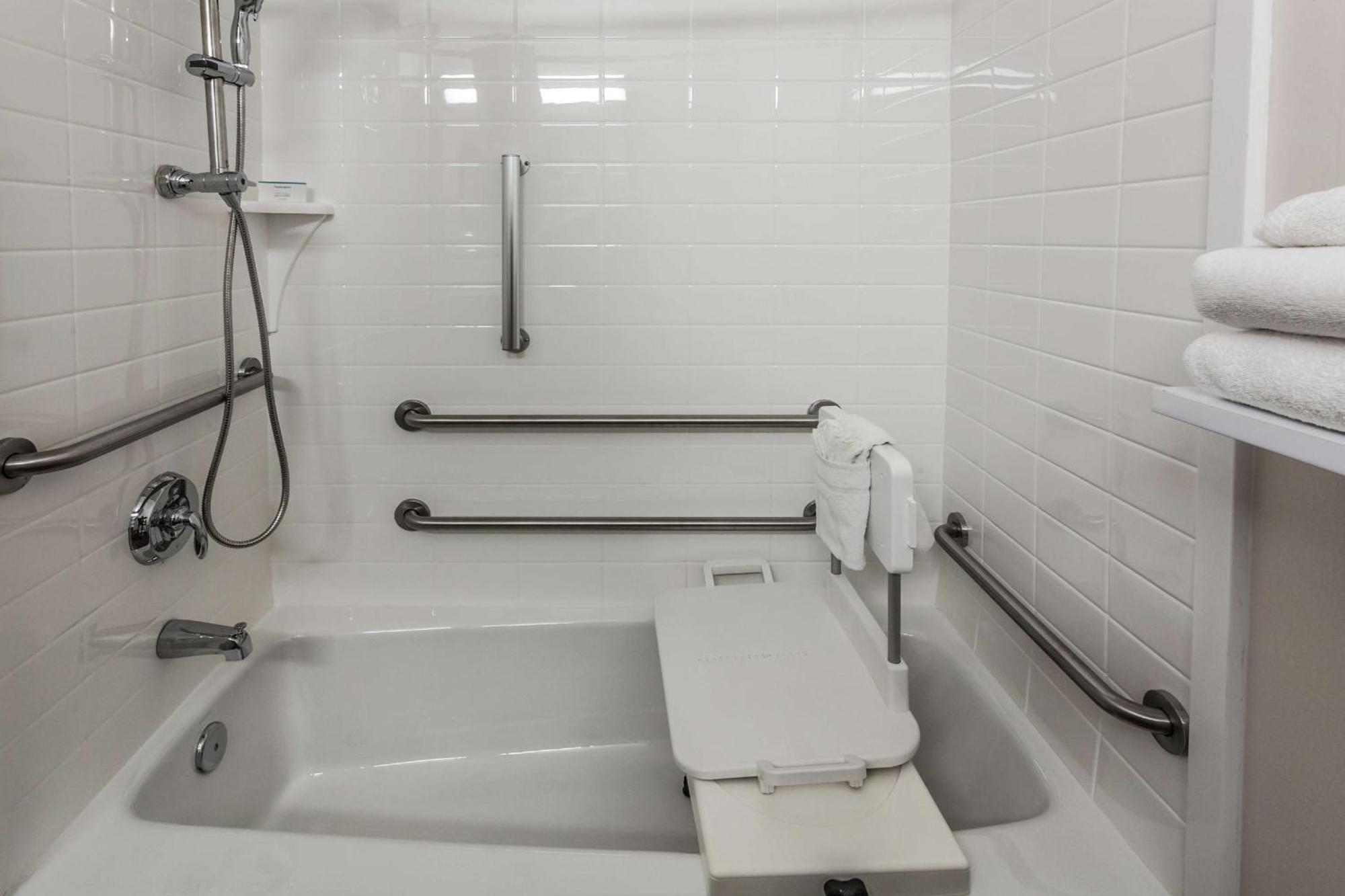 Hampton Inn Colorado Springs-Airport Екстер'єр фото