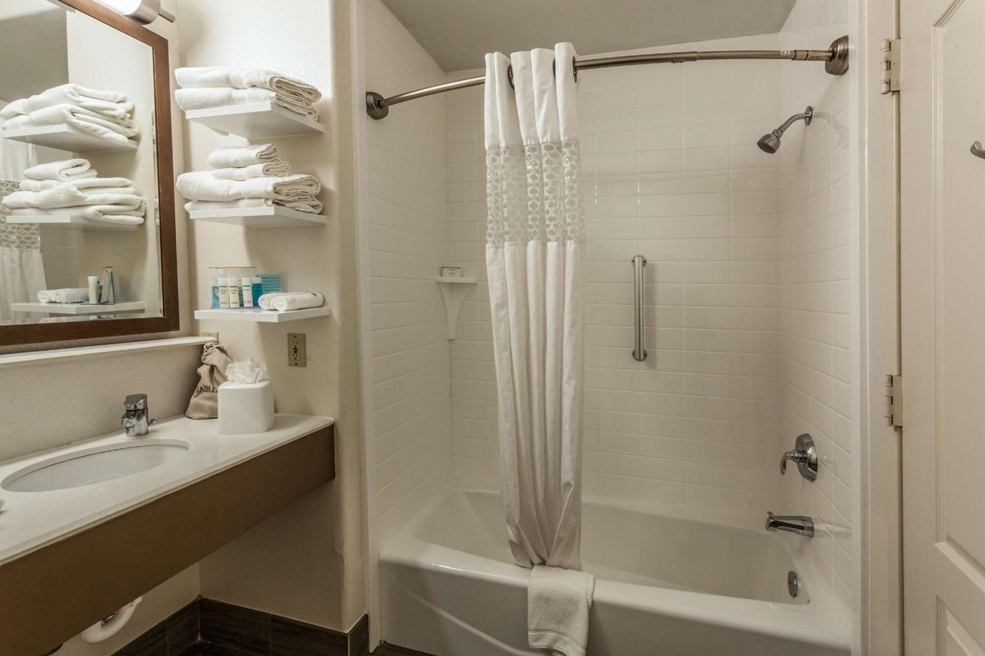Hampton Inn Colorado Springs-Airport Екстер'єр фото