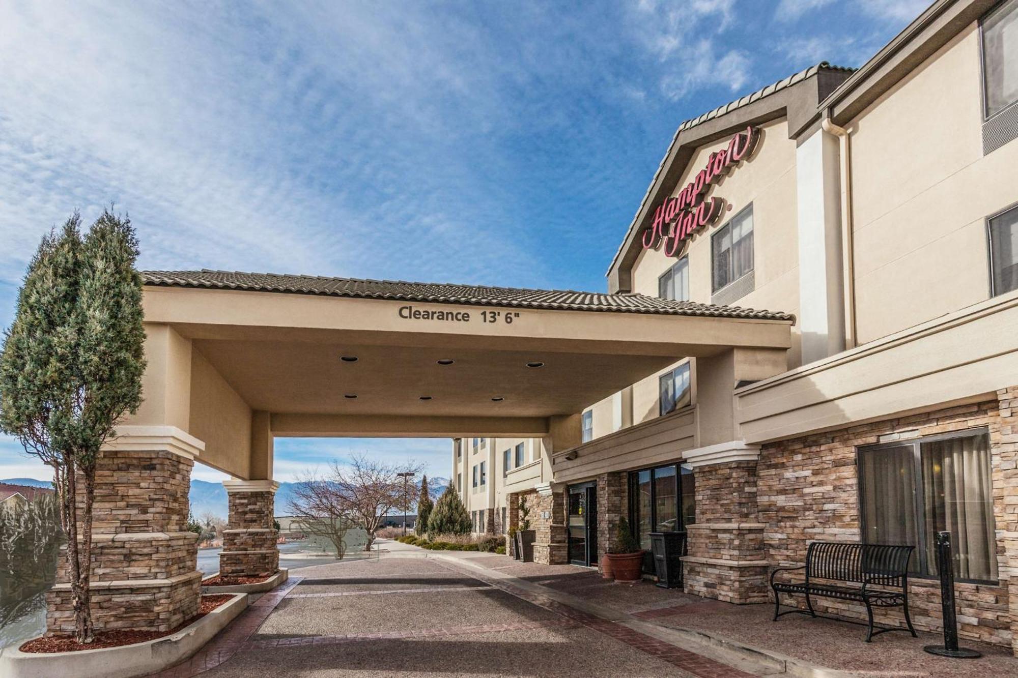 Hampton Inn Colorado Springs-Airport Екстер'єр фото