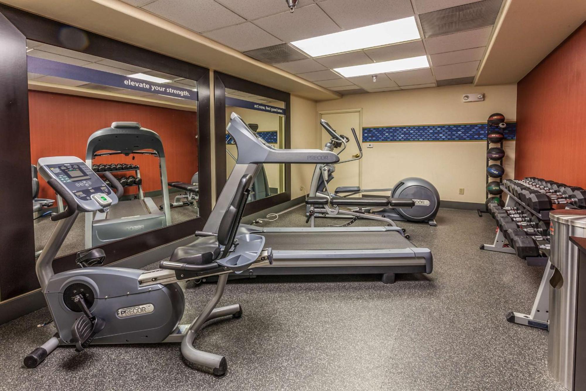 Hampton Inn Colorado Springs-Airport Екстер'єр фото