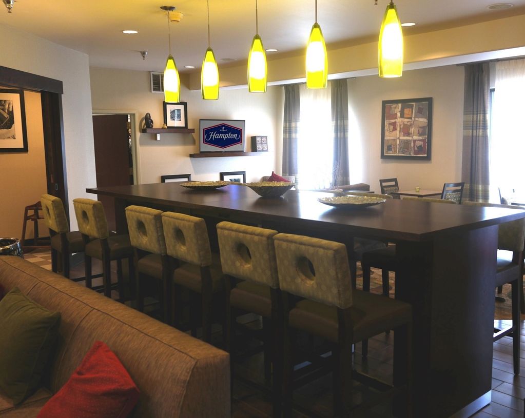 Hampton Inn Colorado Springs-Airport Ресторан фото