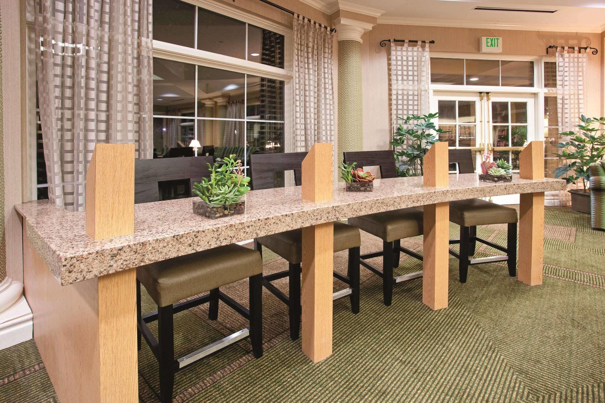 Hampton Inn Colorado Springs-Airport Екстер'єр фото