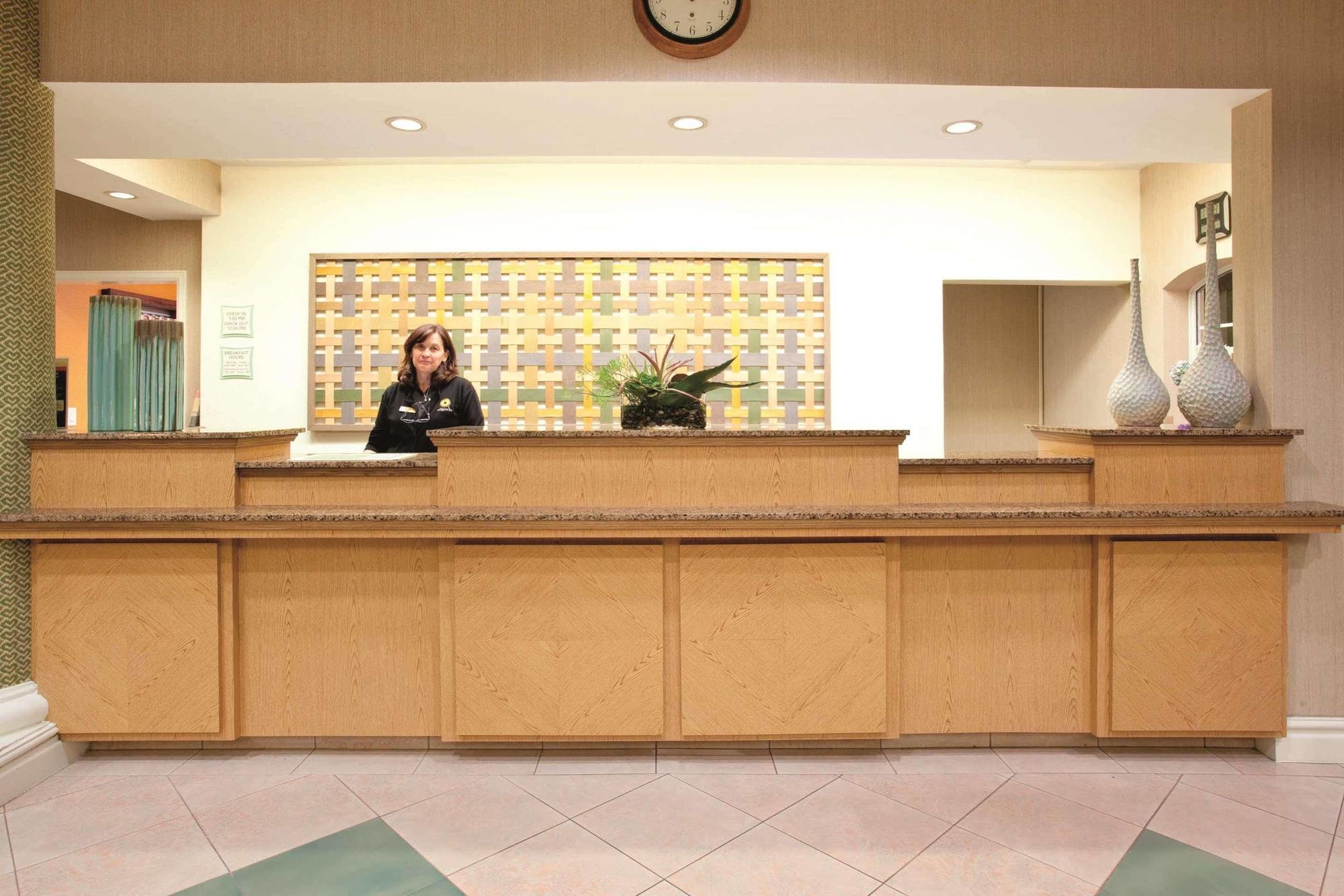 Hampton Inn Colorado Springs-Airport Екстер'єр фото